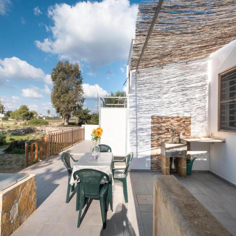 Sunrise Apartment in Villa With Private Parking and Air Conditioning - Vacation Home - 13