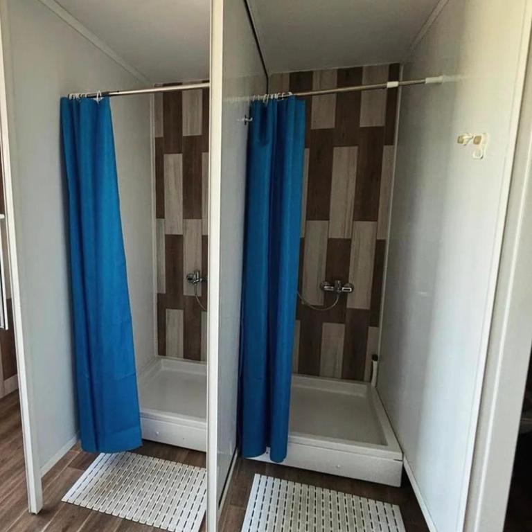 Gas Otel - Četvorokrevetna Soba sa Zajedničkim Kupatilom - 4