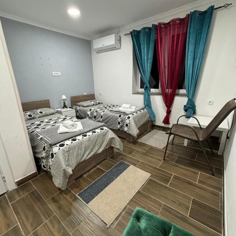 Gas Otel - Dvokrevetna Soba sa Zasebnim Krevetima - 3