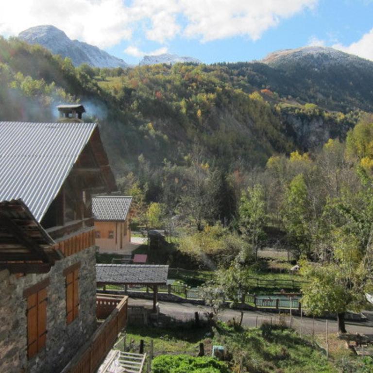 Chalet Confort 4 Ch, 3 SDB, Proche 3 Vallées, Wifi Gratuit - FR-1-452-58 - Appartement 4 Chambres - 3