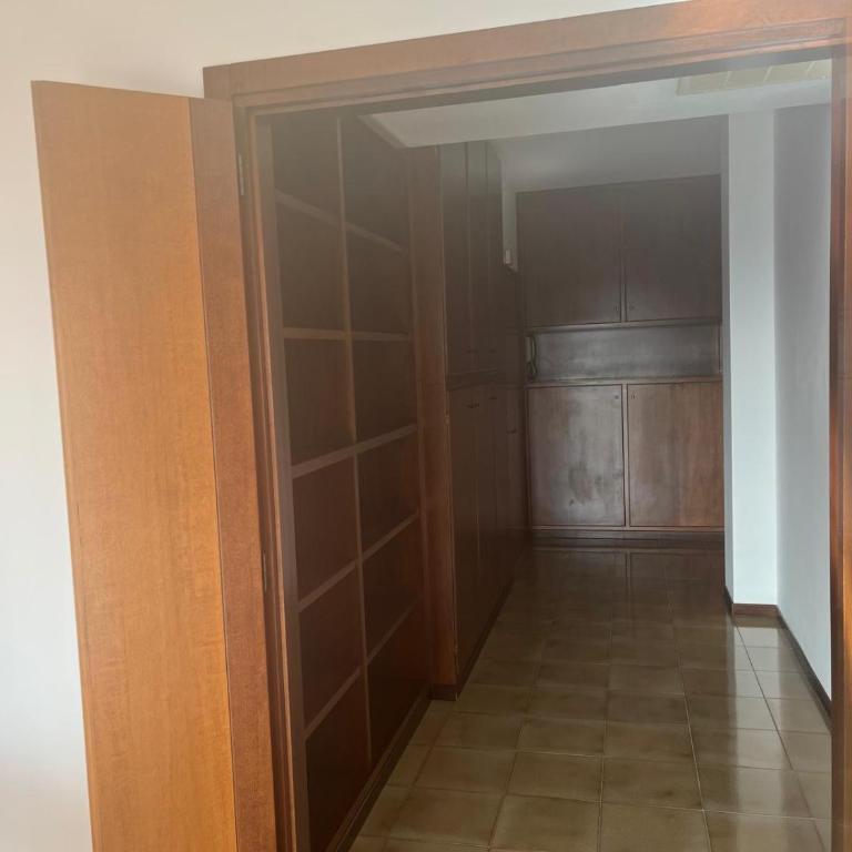 Centralissimo zona residenziale - Appartamento con 2 Camere da Letto - 25
