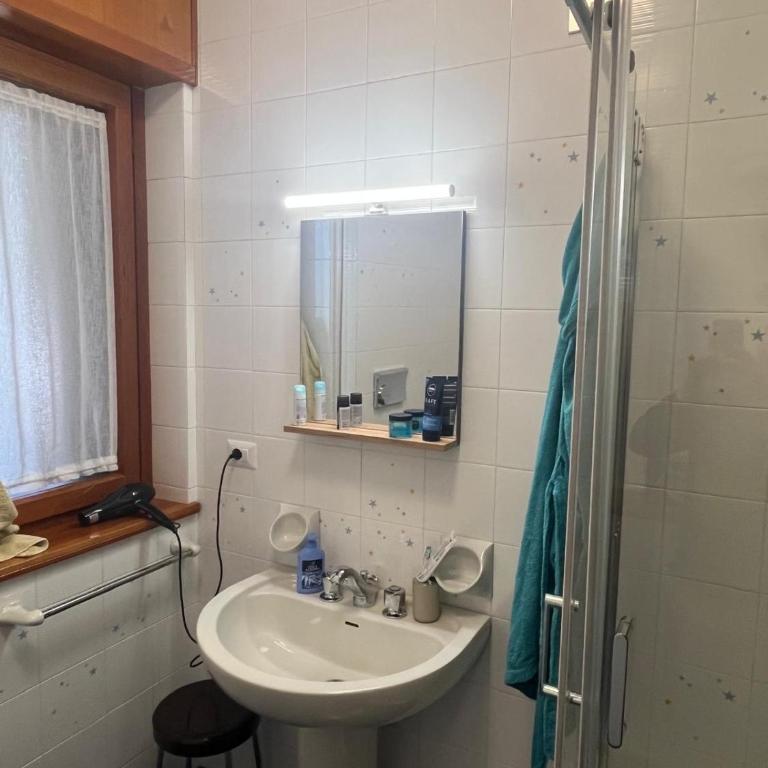 Centralissimo zona residenziale - Appartamento con 2 Camere da Letto - 22