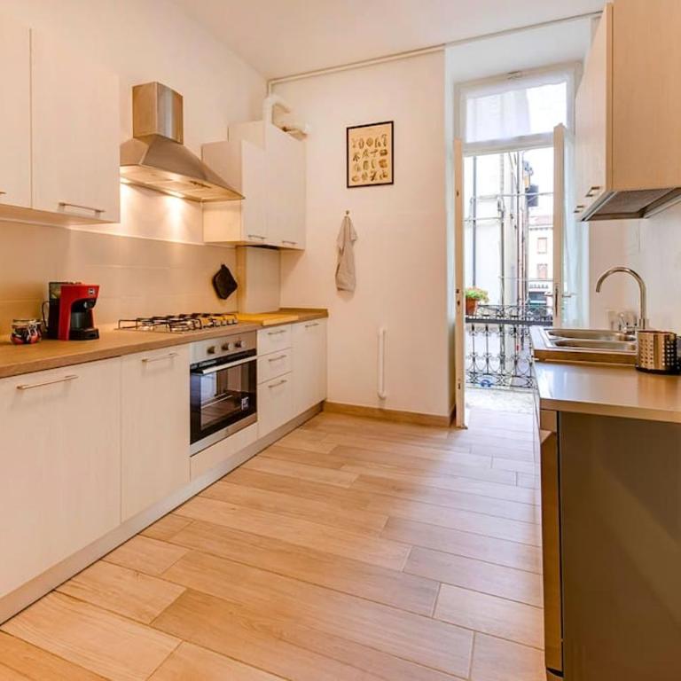 RELAX - Historic Center with 3 Bedrooms and Free ZTL Pass - Appartamento con 3 Camere da Letto - 7