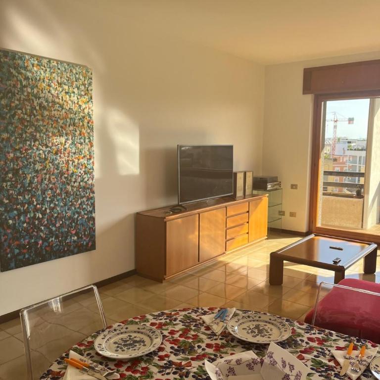 Centralissimo zona residenziale - Appartamento con 2 Camere da Letto - 15