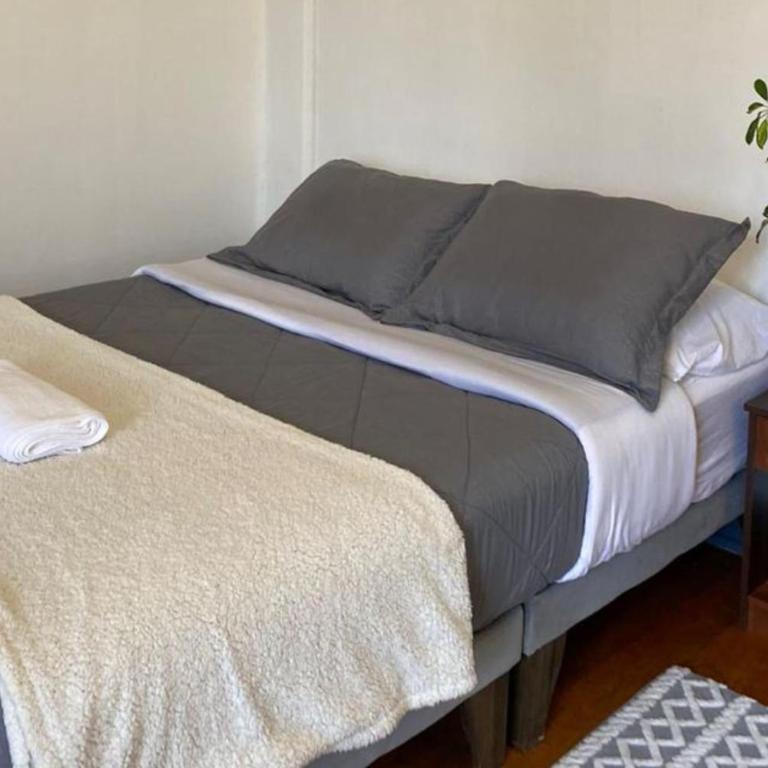 Portal Fernández Concha - One-Bedroom Apartment with City View - 10