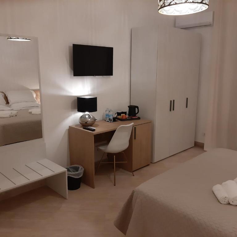 Corso Italia 72 - Superior King Room - 7