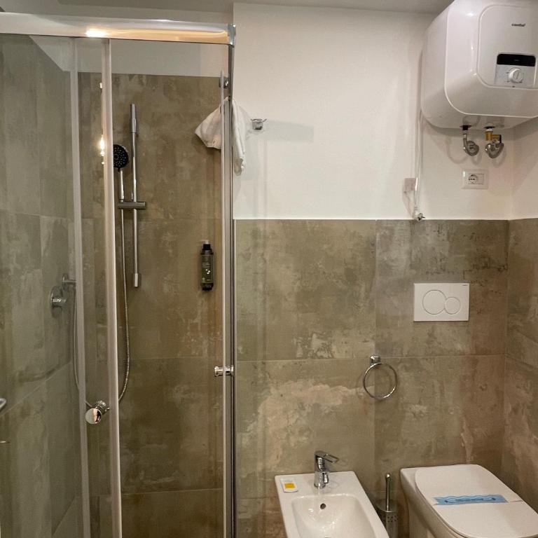 Corso Italia 72 - Superior King Room - 3
