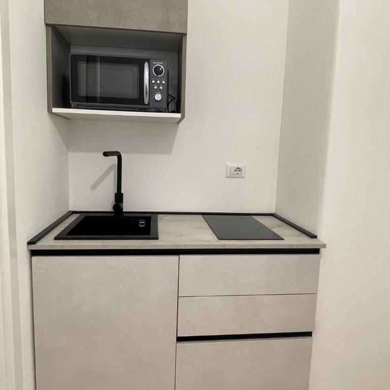 Corso Italia 72 - Superior King Room - 4