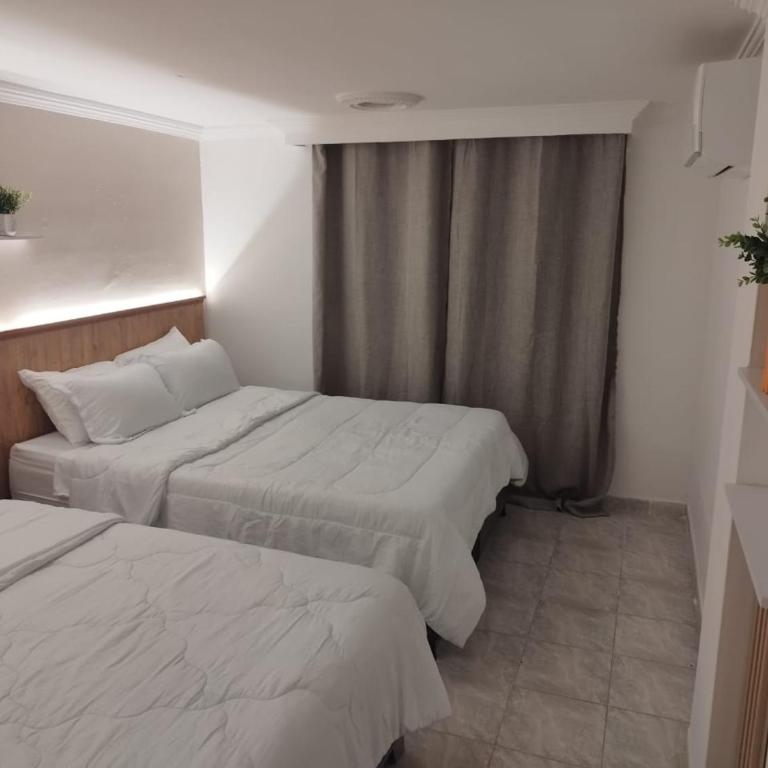 Apto edificio frente al mar, Marbella - Apartamento de 3 dormitorios - 10