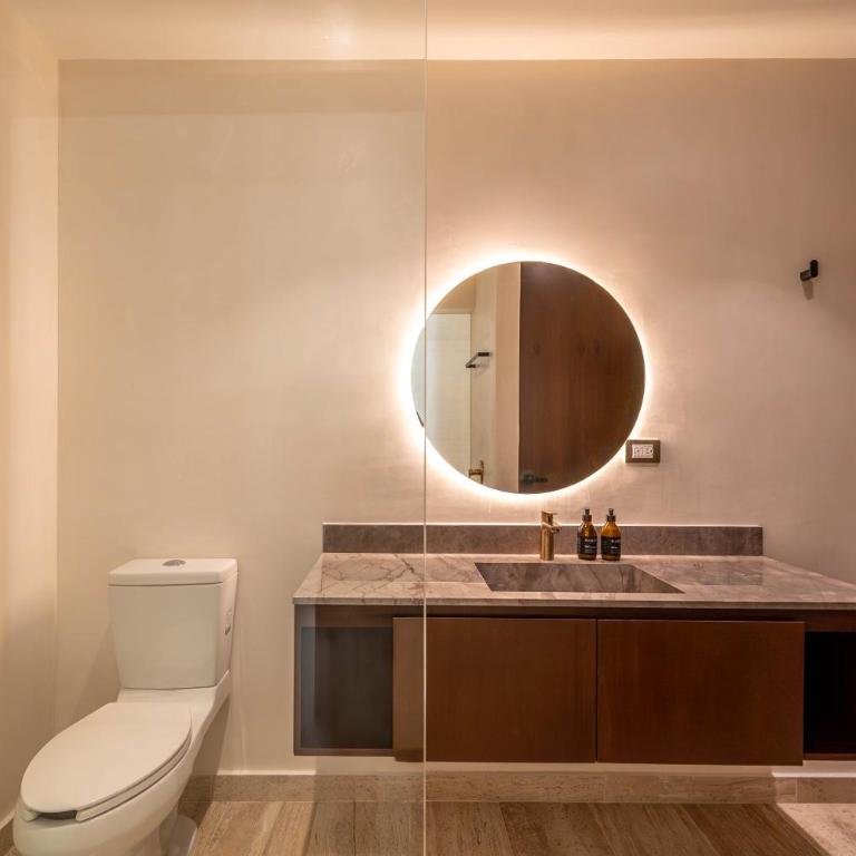 Lux 2BR with Rooftop Pool, Spa, Gym, Kids Playroom #229 - Apartment - 11