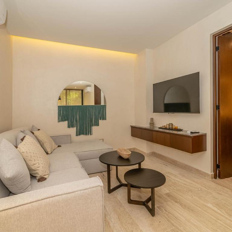 Lux 2BR with Rooftop Pool, Spa, Gym, Kids Playroom #229 - Apartment - 15
