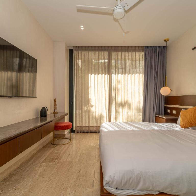 Lux 2BR with Rooftop Pool, Spa, Gym, Kids Playroom #229 - Apartment - 16