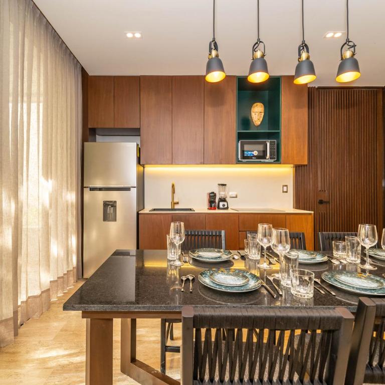 Lux 2BR with Rooftop Pool, Spa, Gym, Kids Playroom #229 - Apartment - 27