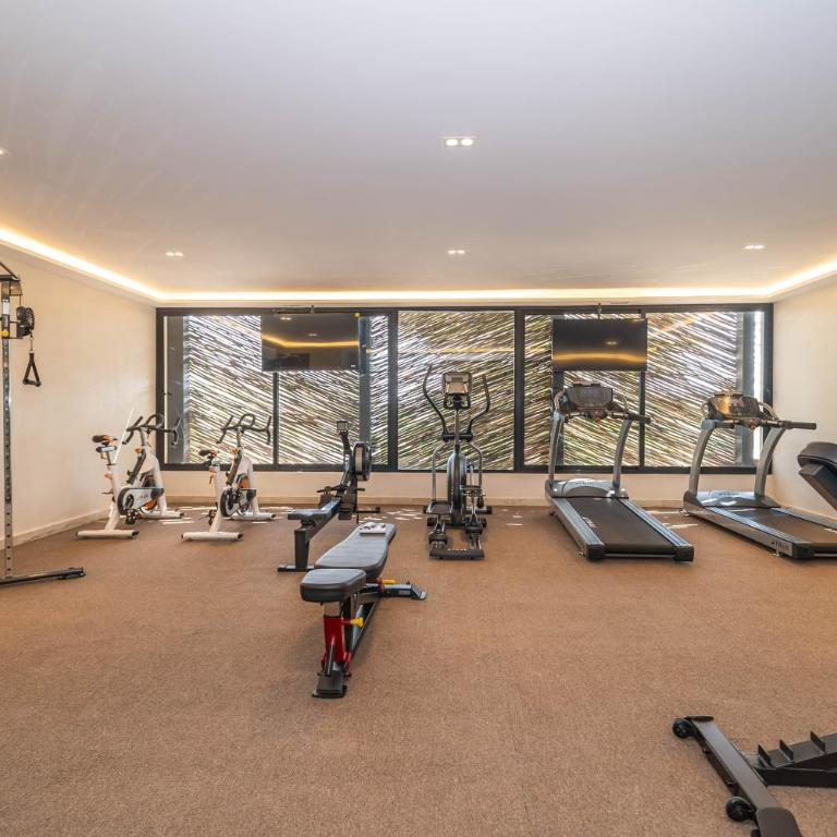 Lux 2BR with Rooftop Pool, Spa, Gym, Kids Playroom #229 - Apartment - 47