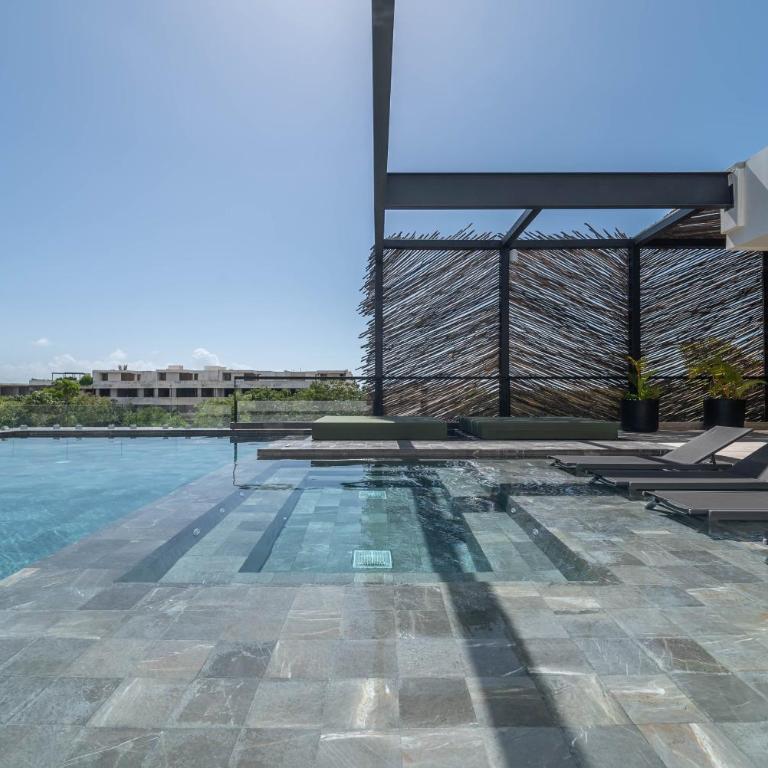 Lux 2BR with Rooftop Pool, Spa, Gym, Kids Playroom #229 - Apartment - 49