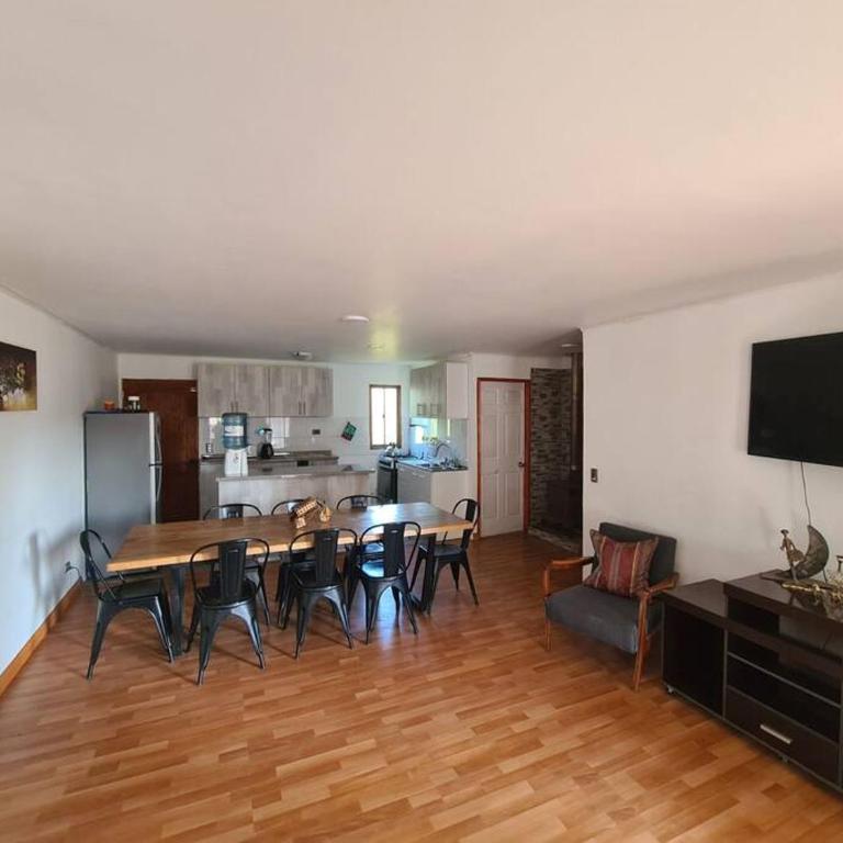 Cabaña con piscina y tinaja - Three-Bedroom House - 55