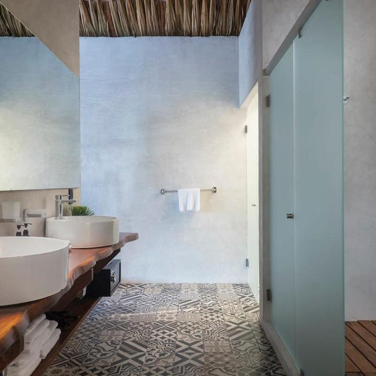7BR Dream Villa Pool Jacuzzi and Stylish Patio - Villa - 29