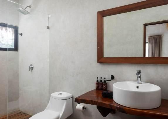 7BR Dream Villa Pool Jacuzzi and Stylish Patio - Villa - 51