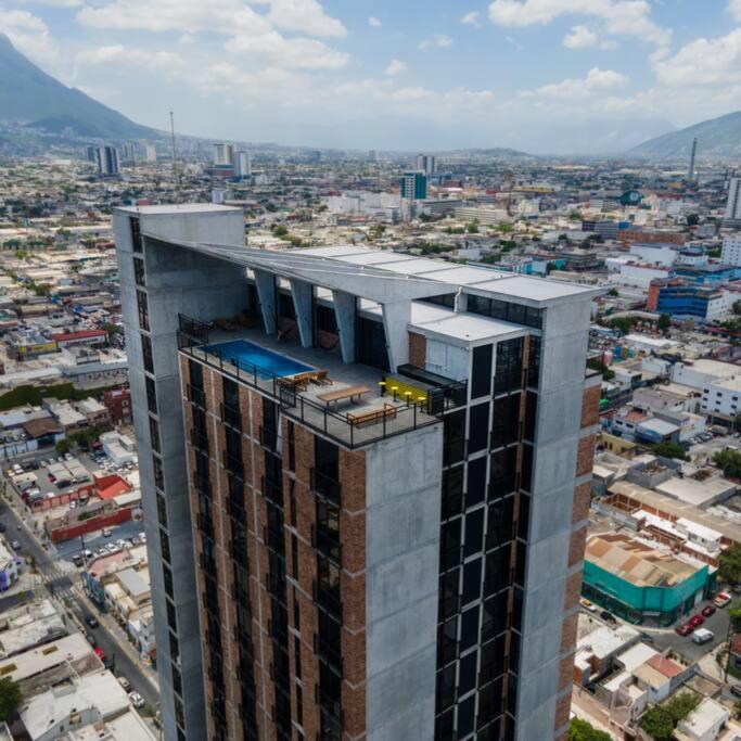 Premier Monterrey Retreat 5 - One-Bedroom Apartment - 6
