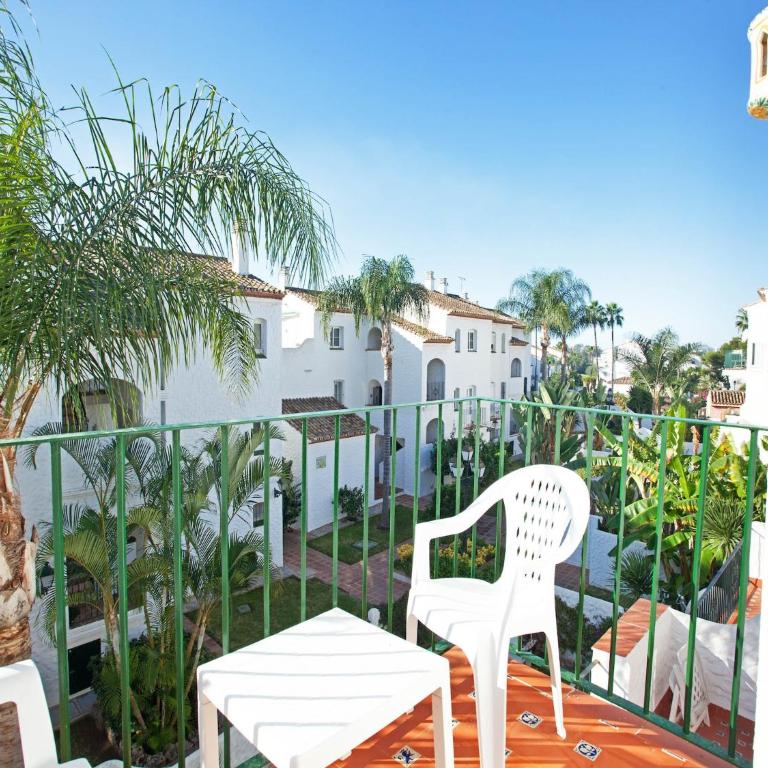 Studio in Estepona near Sandy Beach - Apartamento de 1 dormitorio - 5