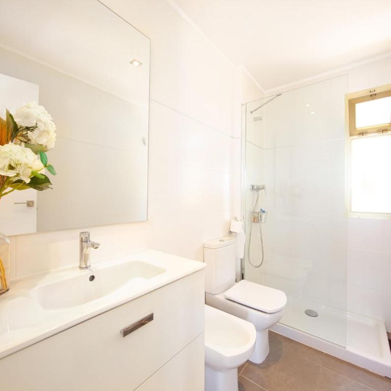 Studio in Marbella steps from sandy beach - Apartment - 19