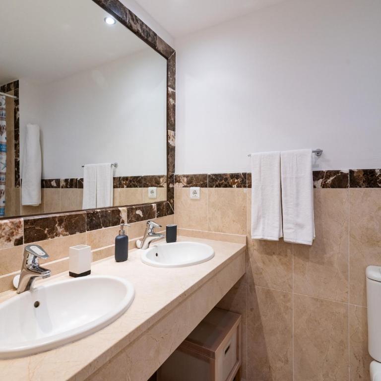 Apartment in Elviria near Marbella Beach - Two-Bedroom Apartment - 18