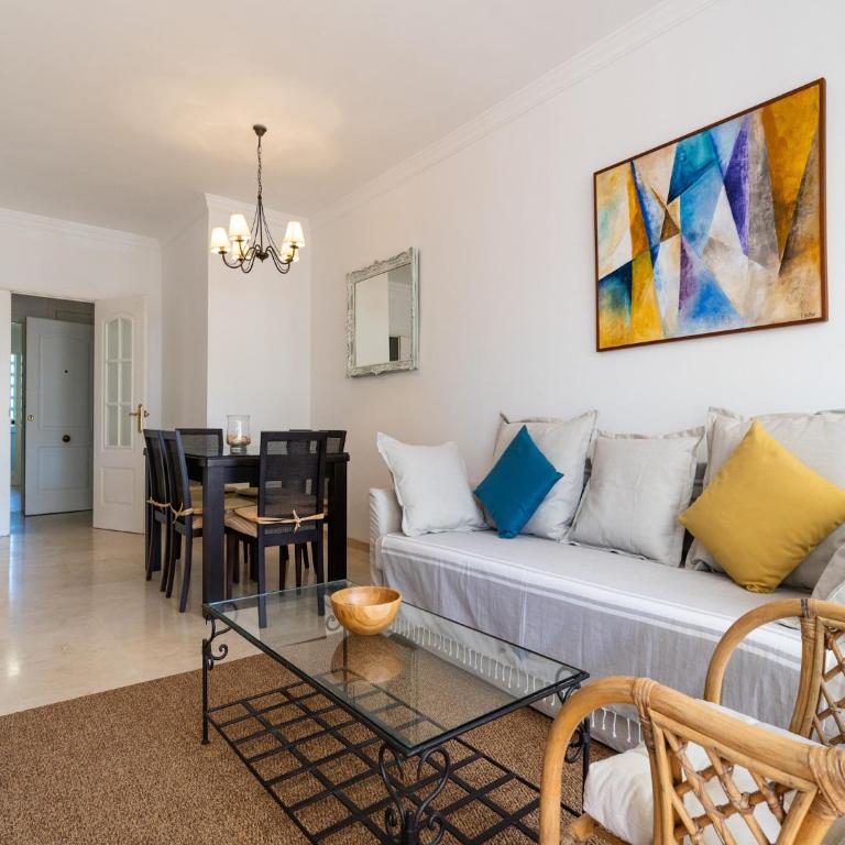 Apartment in Elviria near Marbella Beach - Two-Bedroom Apartment - 12