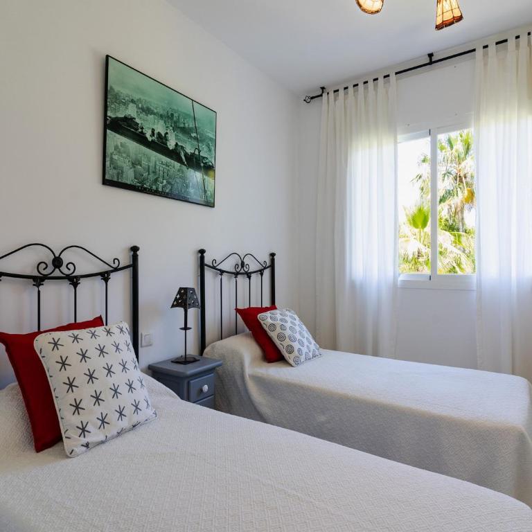 Apartment in Elviria near Marbella Beach - Two-Bedroom Apartment - 16