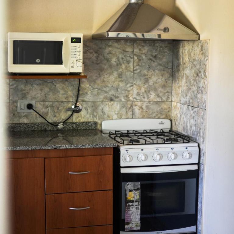 Cabañas Villa Gloria - Family Room with Mountain View - 13