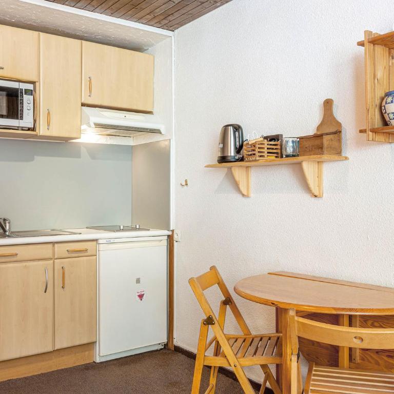 Studio confortable avec parking à Val-d'Isère - FR-1-694-269 - Studio - 10