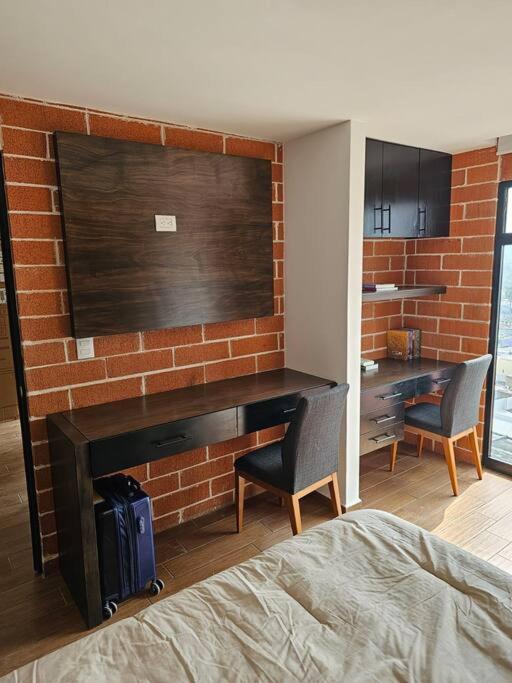 Cozy Downtown Apartment - Two-Room Apartment - 8