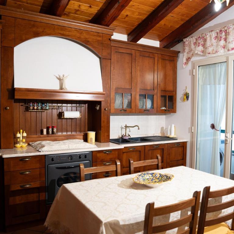 Villa Clara Nicolosi - Two-Bedroom Villa - 8