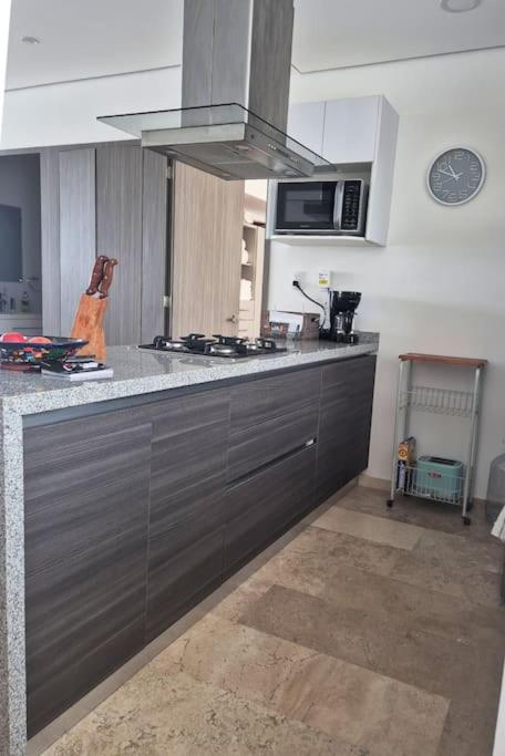 En el corazón de Acapulco - Two-Bedroom Apartment - 19