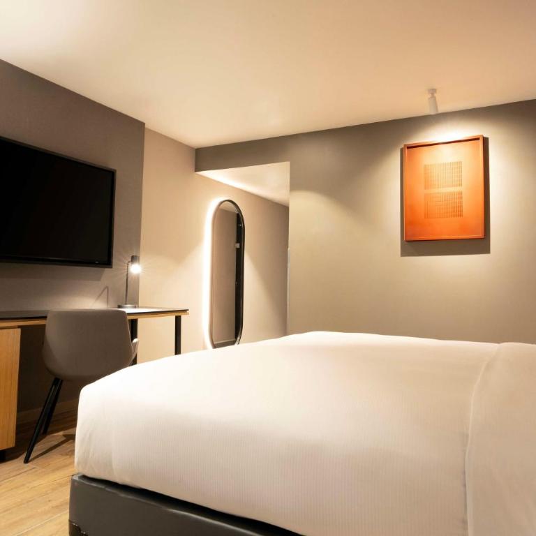 Hilton Mexico City Airport - King Room - 1