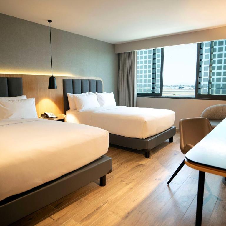 Hilton Mexico City Airport - Double Room with Two Double Beds - 3