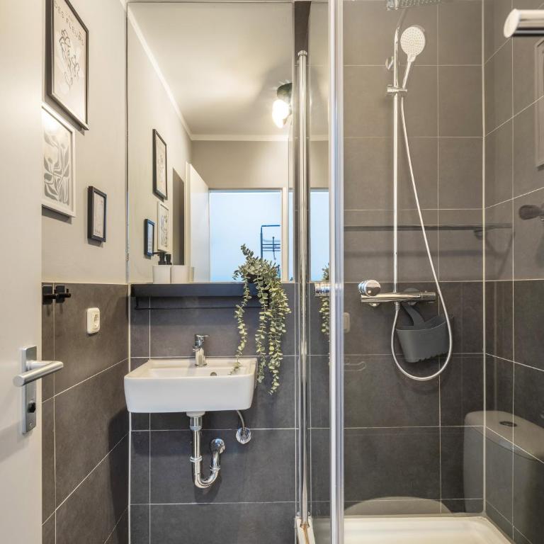 Stayando Cozy Apartment Munich City Center - Estudio Triple Estándar - 2