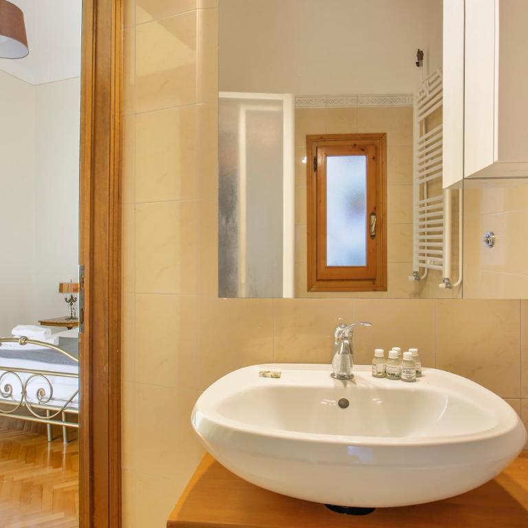 Oltrarno Tasso Apartment in Florence - Three-Bedroom Apartment - High Floor - 29