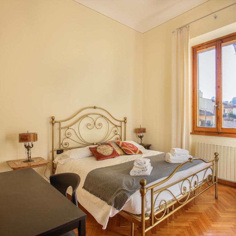 Oltrarno Tasso Apartment in Florence - Three-Bedroom Apartment - High Floor - 26