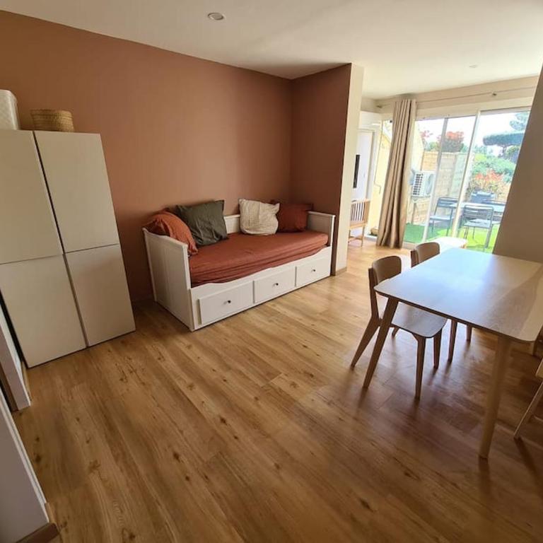 Appartement Evasion Ensoleillée - Parking-Jardin-Clim-Wi-Fi - Apartment mit 1 Schlafzimmer - 54