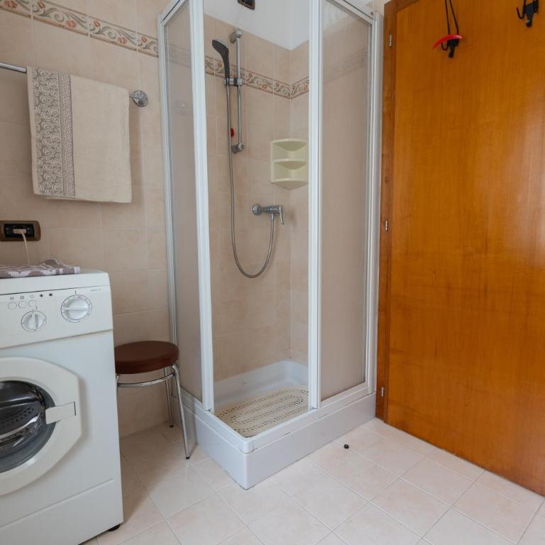 Dolomites Apartment Finestra sul Civetta - Appartamento con 3 Camere da Letto e Vista Montagna - 13