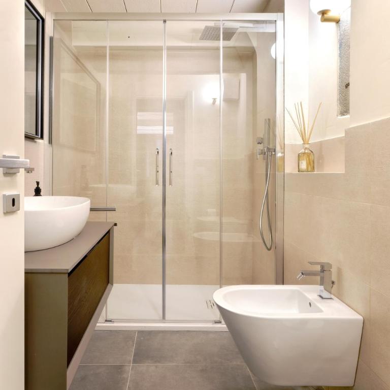 Loft moderno vista centro città J House - Appartamento con 3 Camere da Letto - 2