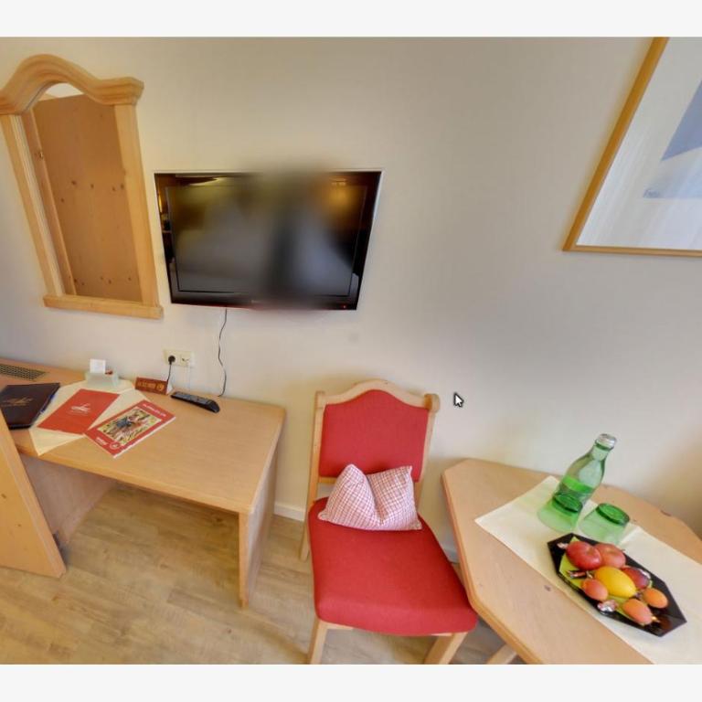 Familienhotel Lengauer Hof - Doppelzimmer mit Balkon - 9