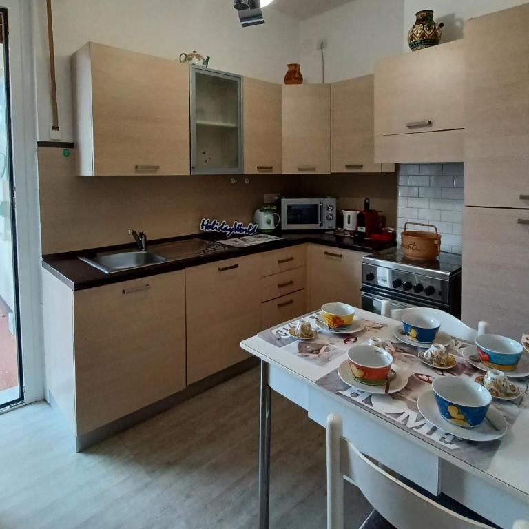 House Holiday Sea by Holiday World - Three-Bedroom Apartment - 3