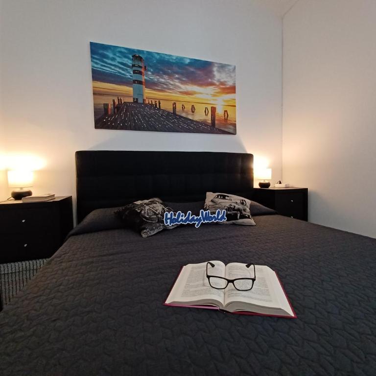 House Holiday Sea by Holiday World - Three-Bedroom Apartment - 1