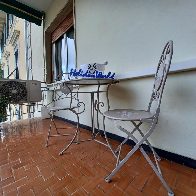 House Holiday Sea by Holiday World - Three-Bedroom Apartment - 4