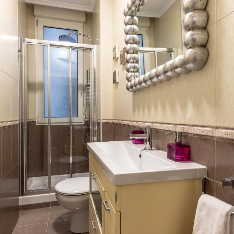 Acogedor con estilo único junto Centro Azkuna - Three-Bedroom Apartment - 22