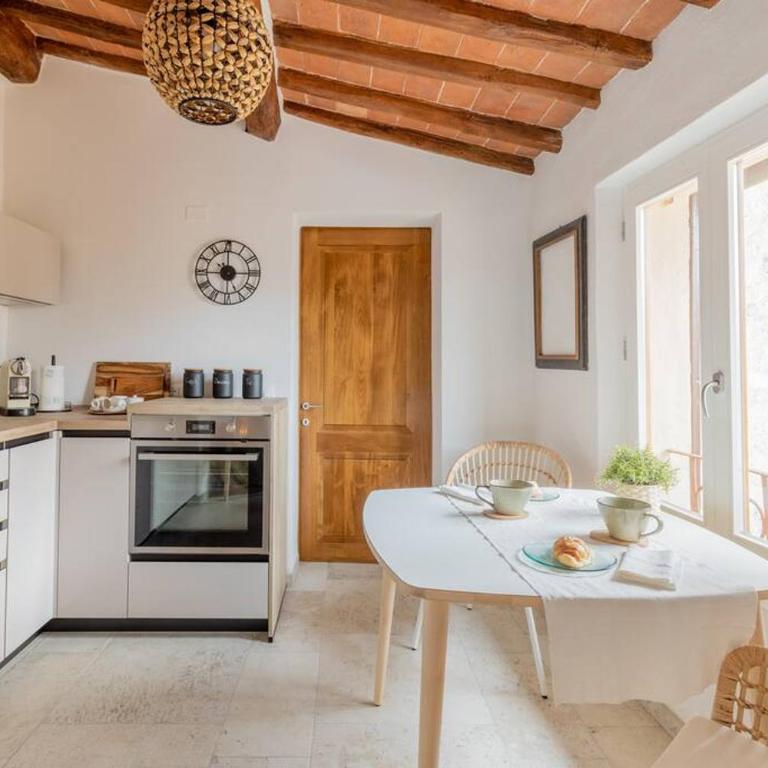 Tusci Loft San Gimignano A GEM in the CITY - One-Bedroom Apartment - 6