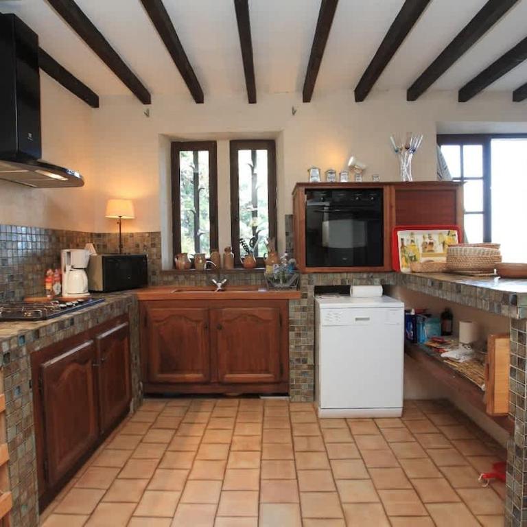 Villa La Familliale, piscine avec vue imprenable sur Gordes - Villa - 13
