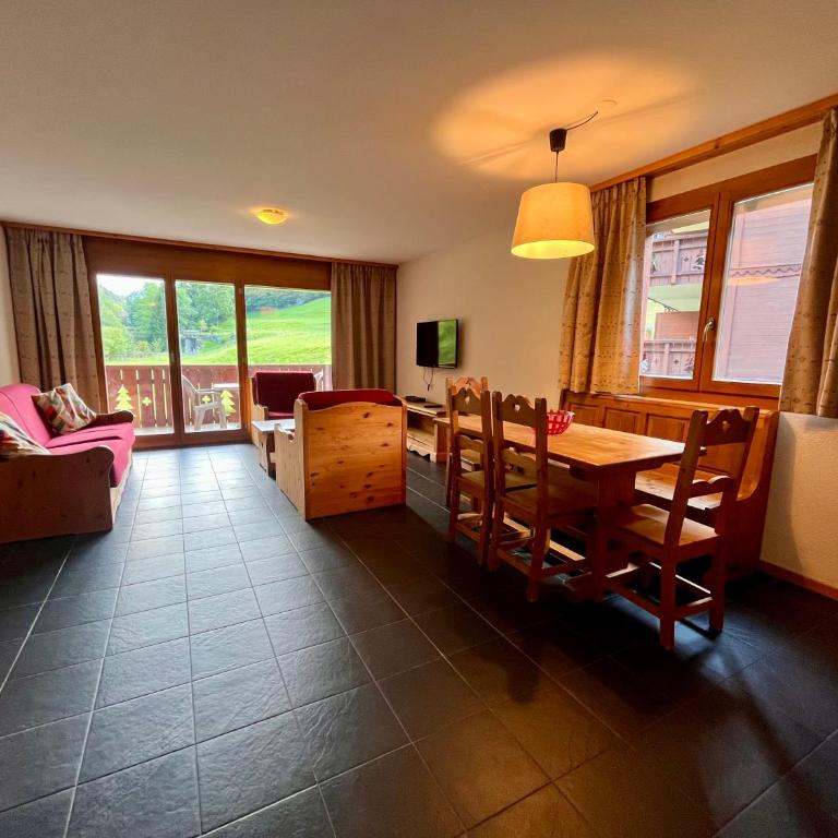 Aparthotel Mountain River Resort - Apartment mit 2 Schlafzimmern - 4