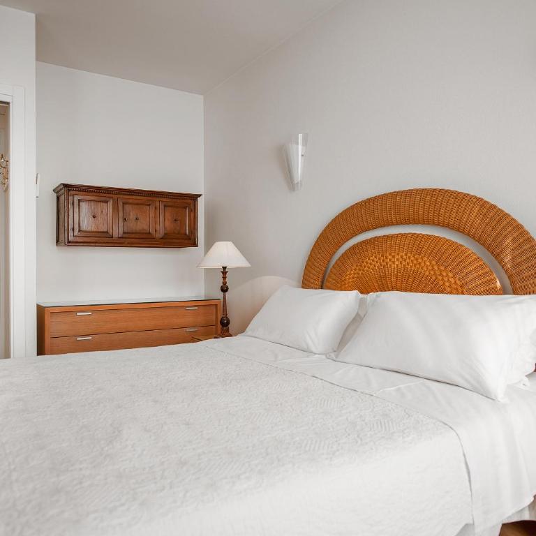 Palazzo Brando - Living Apartments - Apartment with Balcony - 7